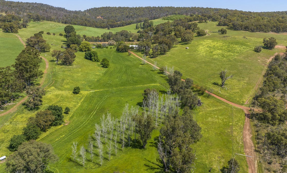 2328 Chittering Road, Lower Chittering, WA, 6084 - Image 7