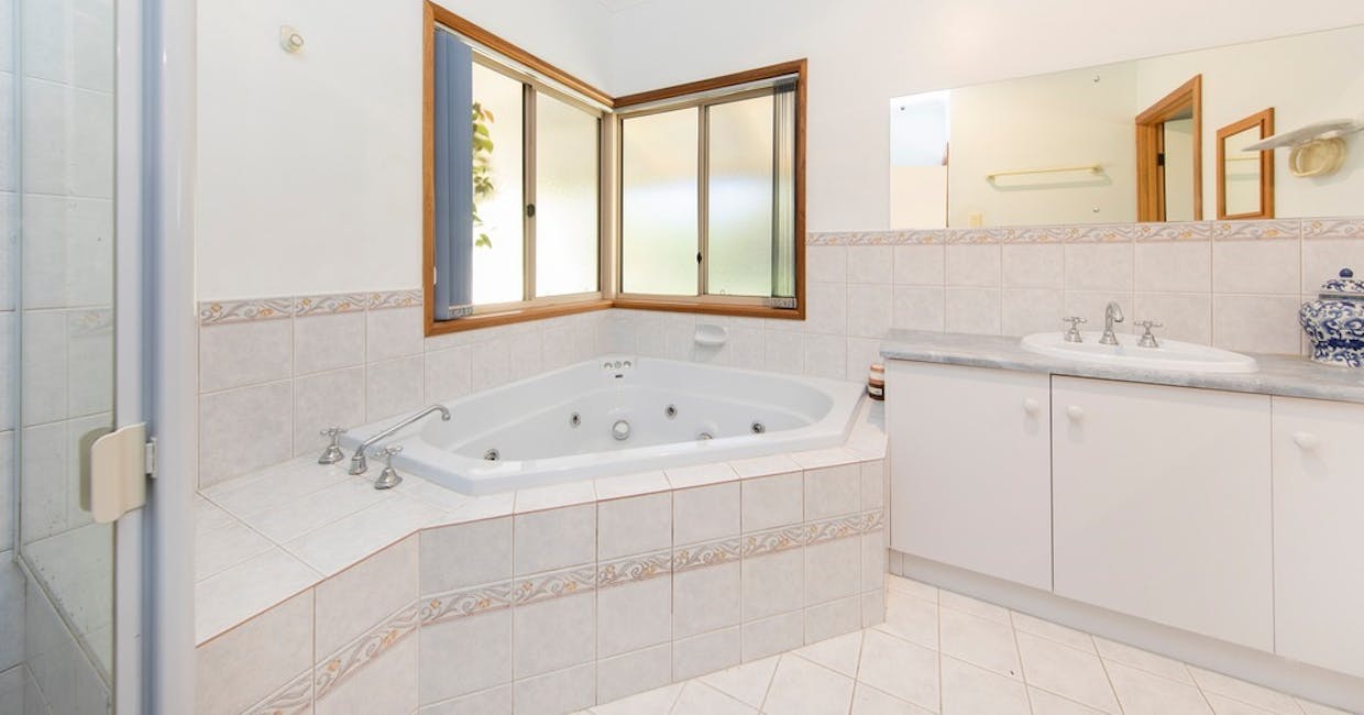1 March Court, Clare, SA, 5453 - Image 15