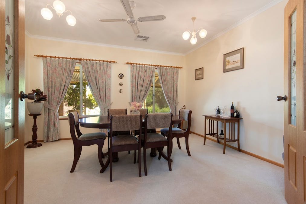 1 March Court, Clare, SA, 5453 - Image 12