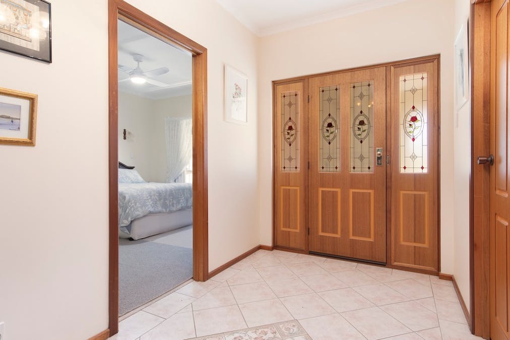 1 March Court, Clare, SA, 5453 - Image 13