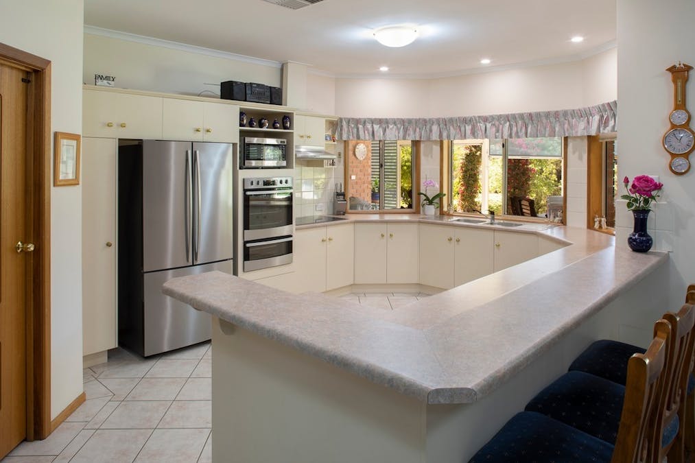 1 March Court, Clare, SA, 5453 - Image 9