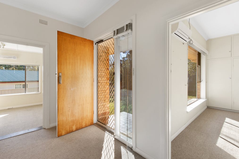 5 Webb Street, Clare, SA, 5453 - Image 5