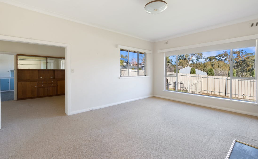 5 Webb Street, Clare, SA, 5453 - Image 10