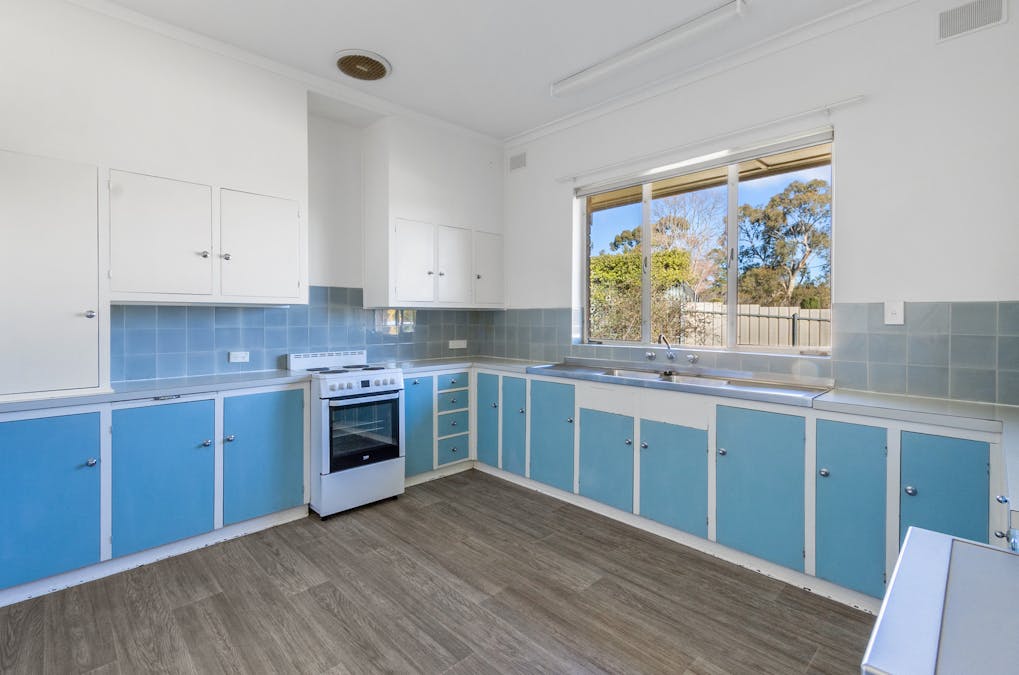 5 Webb Street, Clare, SA, 5453 - Image 6