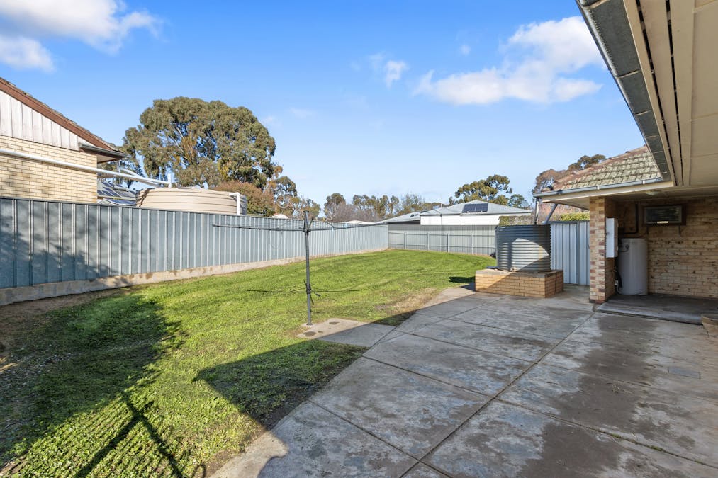 5 Webb Street, Clare, SA, 5453 - Image 21