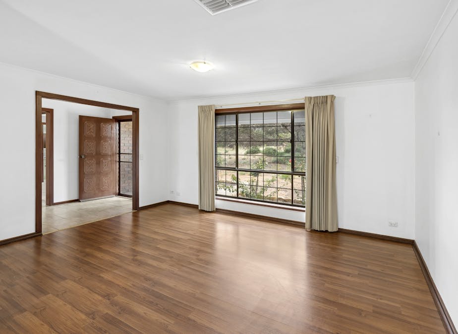 296 Browns Well Highway, Loxton, SA, 5333 - Image 2