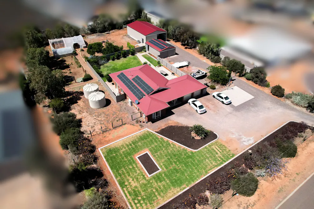 9 Fairclough Crescent, Whyalla Jenkins, SA, 5609 - Image 1