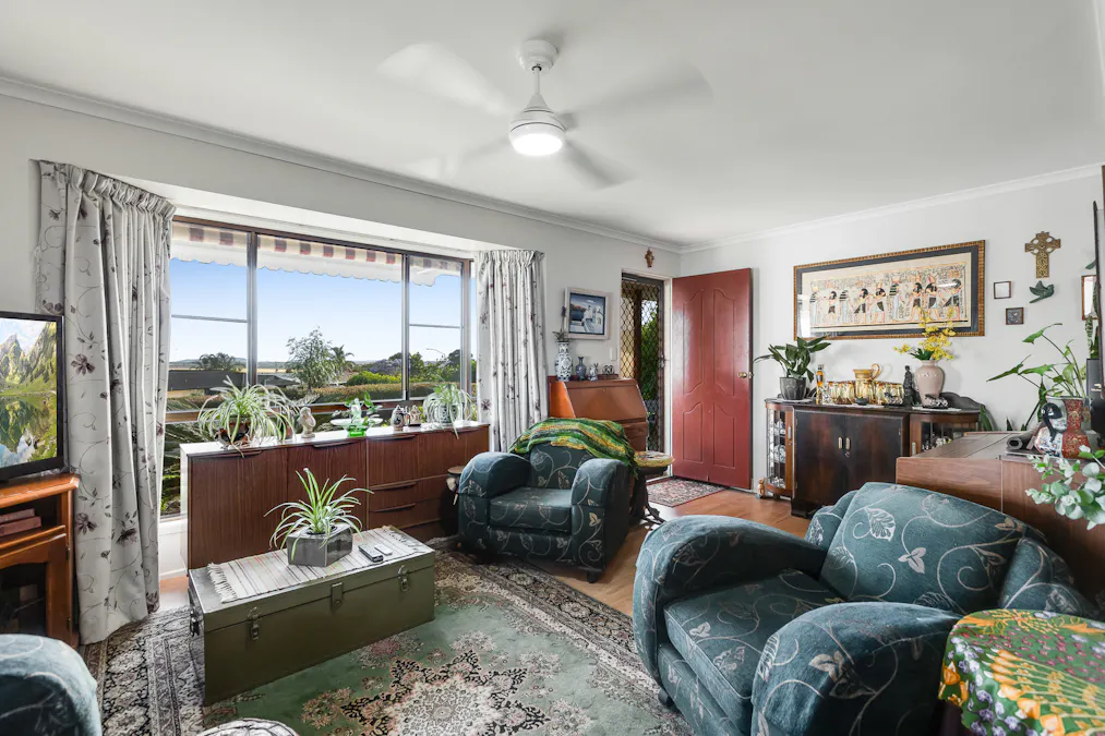 14 Belclaire Drive, Westbrook, QLD, 4350 - Image 6