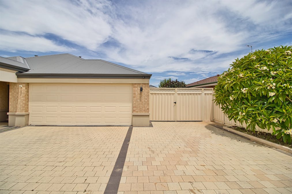 63 Malibu Road, Safety Bay, WA, 6169 - Image 4