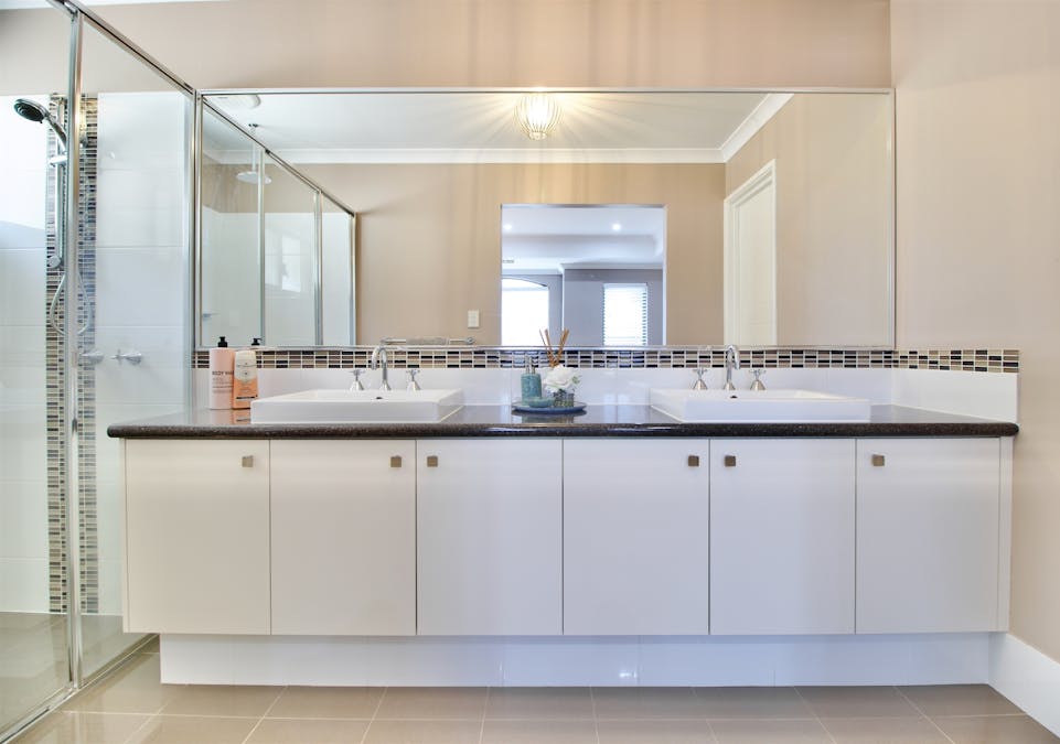 63 Malibu Road, Safety Bay, WA, 6169 - Image 7