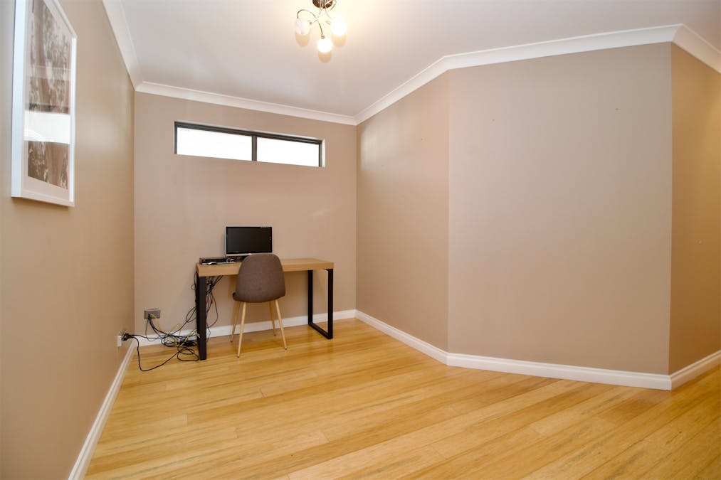 63 Malibu Road, Safety Bay, WA, 6169 - Image 10