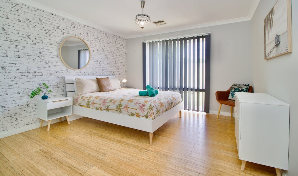 63 Malibu Road, Safety Bay, WA, 6169 - Image 22