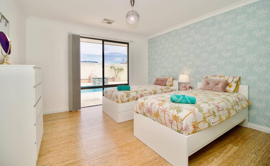 63 Malibu Road, Safety Bay, WA, 6169 - Image 23
