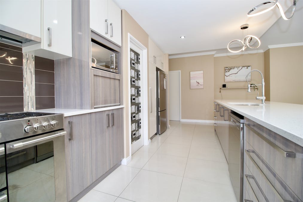 63 Malibu Road, Safety Bay, WA, 6169 - Image 14
