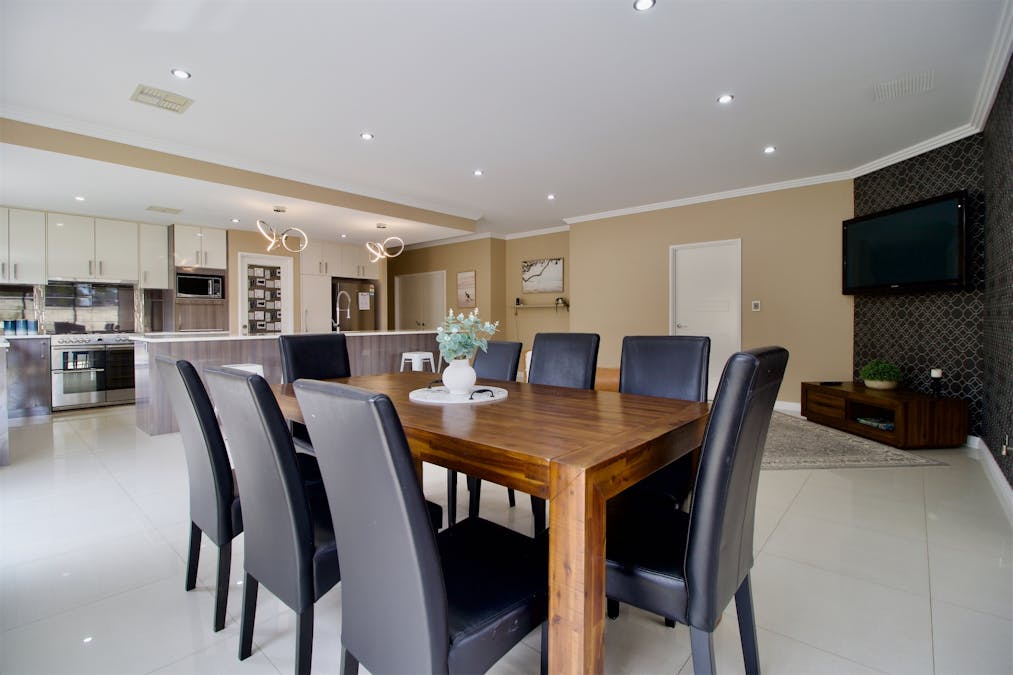 63 Malibu Road, Safety Bay, WA, 6169 - Image 17