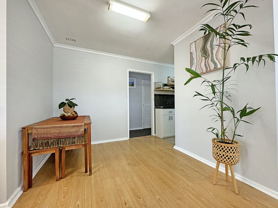 19 Begonia Place, Sinclair, WA, 6450 - Image 4