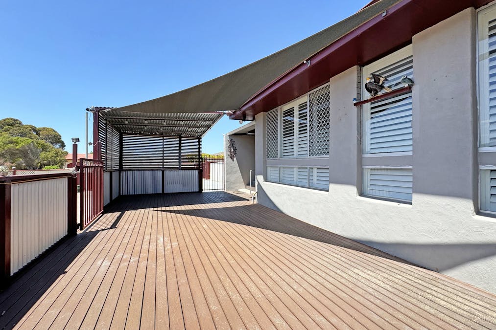 19 Begonia Place, Sinclair, WA, 6450 - Image 1