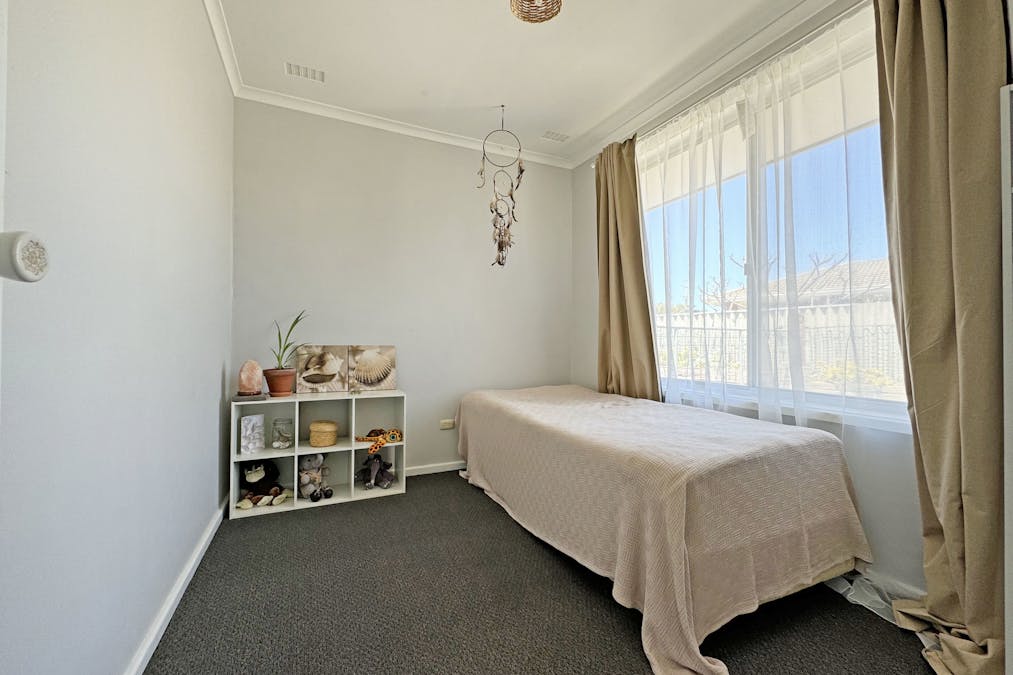 19 Begonia Place, Sinclair, WA, 6450 - Image 10