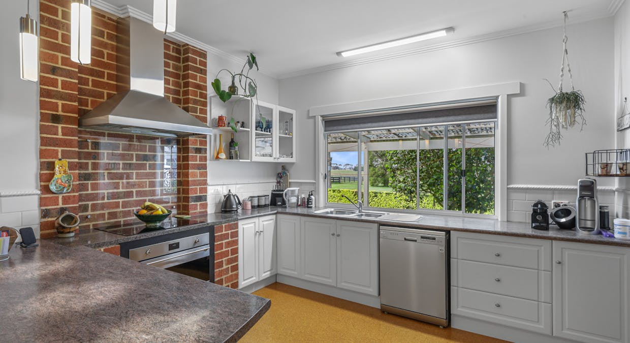 308 Camerons Road, Woolsthorpe, VIC, 3276 - Image 23