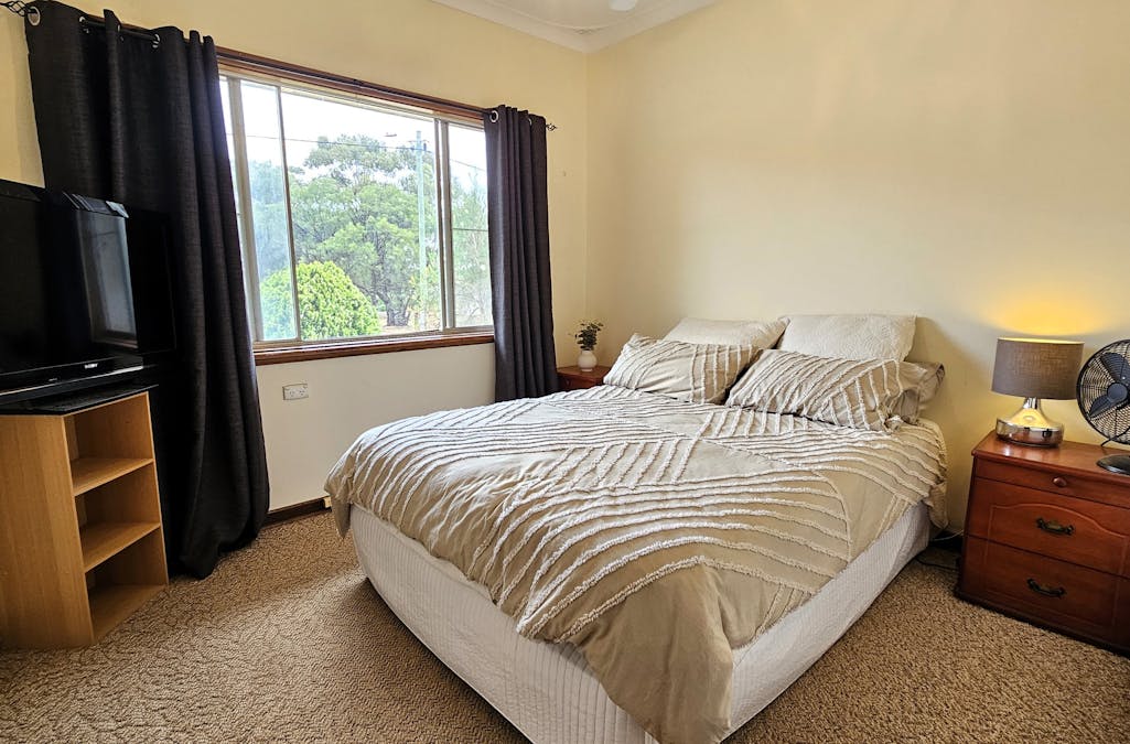 37 Seimons Avenue, Corrigin, WA, 6375 - Image 4
