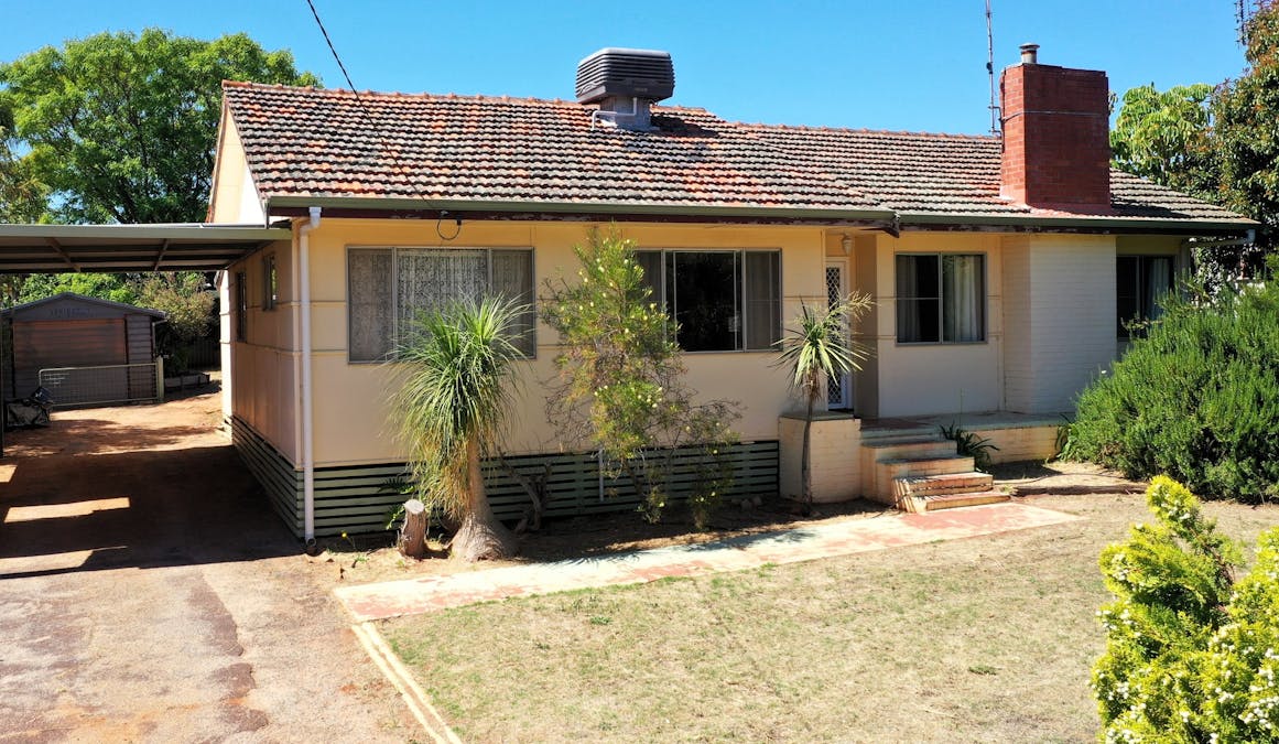 37 Seimons Avenue, Corrigin, WA, 6375 - Image 1