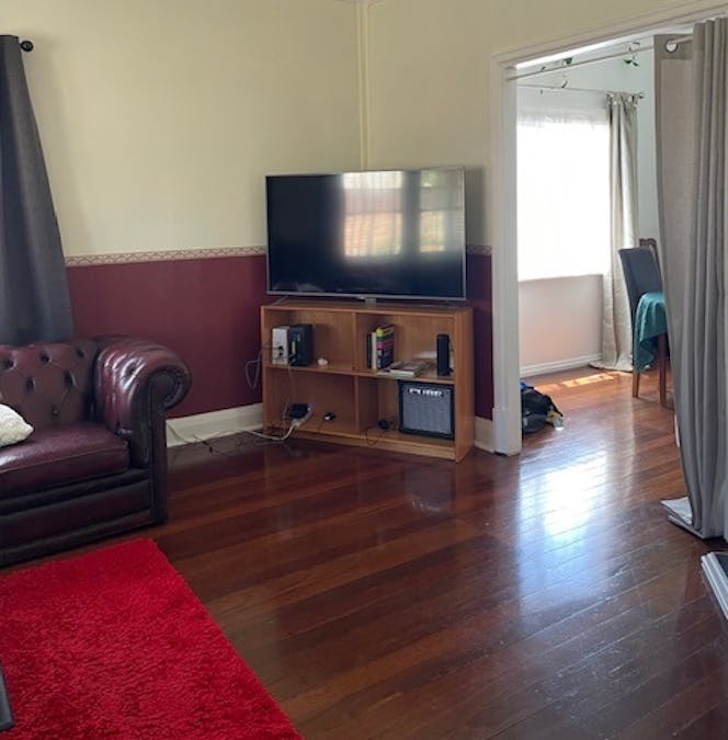 176 Avon Terrace, York, WA, 6302 - Image 2