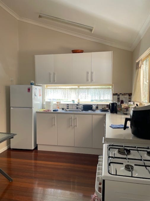 176 Avon Terrace, York, WA, 6302 - Image 12