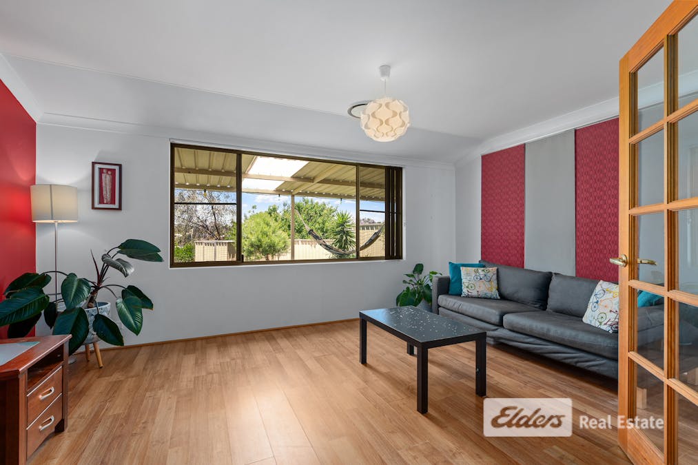 10 Darwin Way, College Grove, WA, 6230 - Image 8