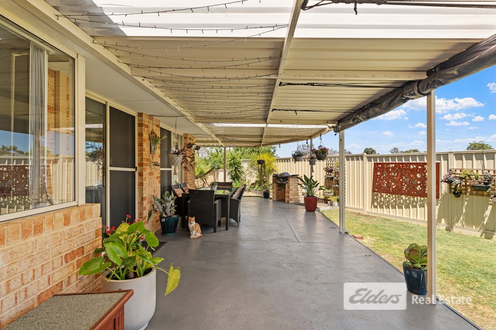 10 Darwin Way, College Grove, WA, 6230 - Image 18