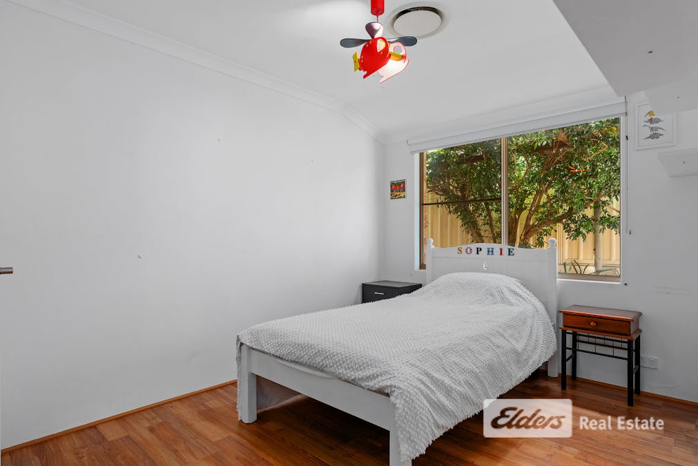 10 Darwin Way, College Grove, WA, 6230 - Image 12