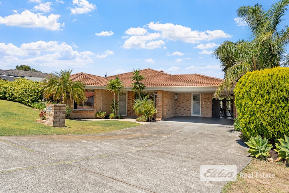 10 Darwin Way, College Grove, WA, 6230 - Image 1
