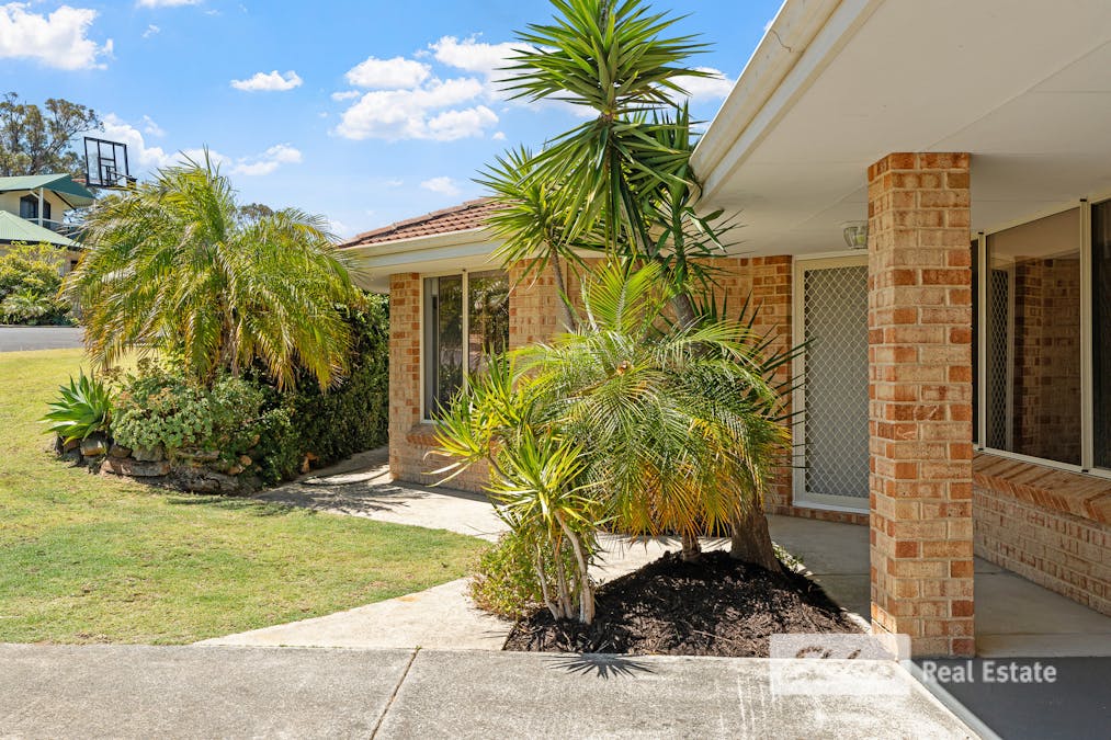 10 Darwin Way, College Grove, WA, 6230 - Image 3