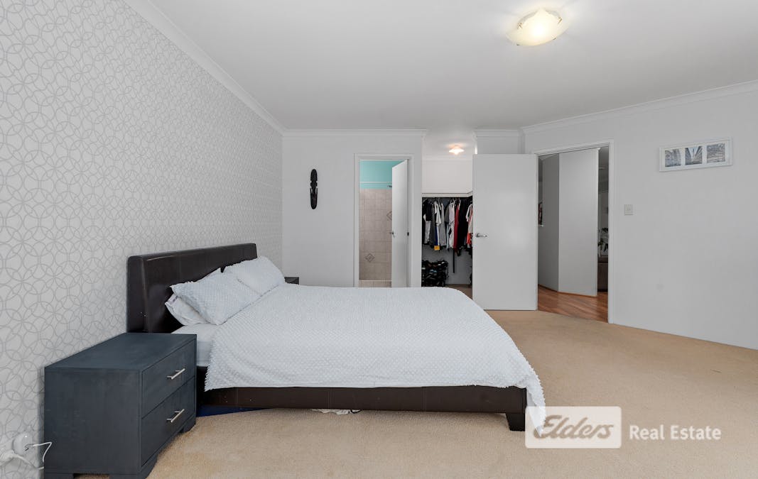 10 Darwin Way, College Grove, WA, 6230 - Image 9