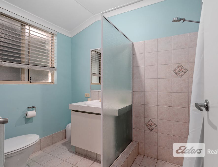 10 Darwin Way, College Grove, WA, 6230 - Image 11