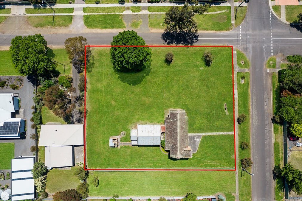 89-93 Wills Street, Dunkeld, VIC, 3294 - Image 15