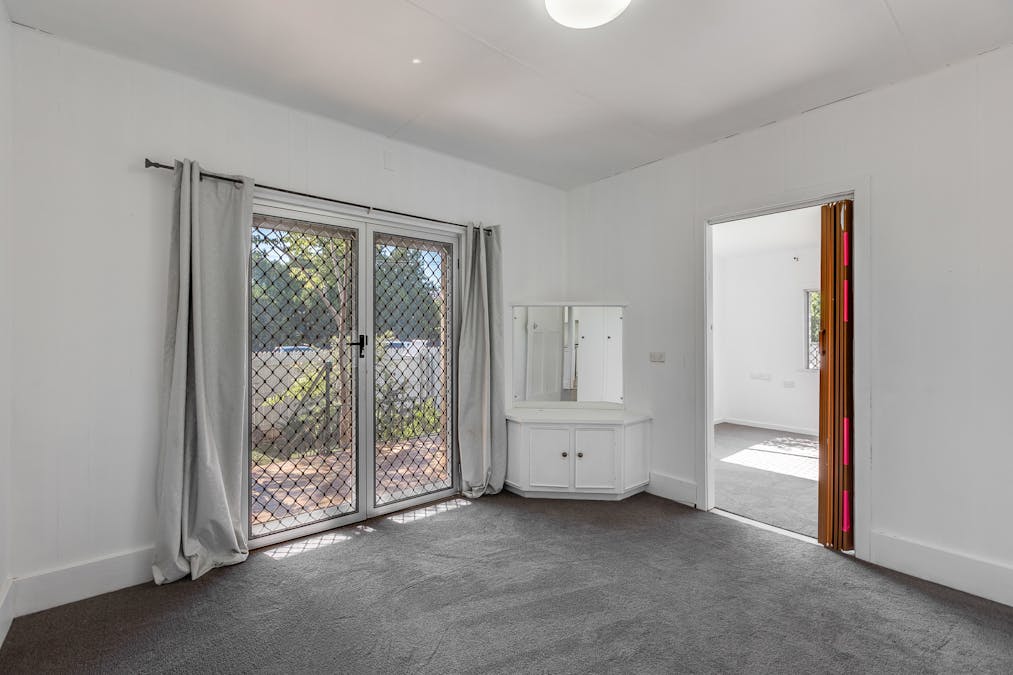 145 Holberton Street, Newtown, QLD, 4350 - Image 11