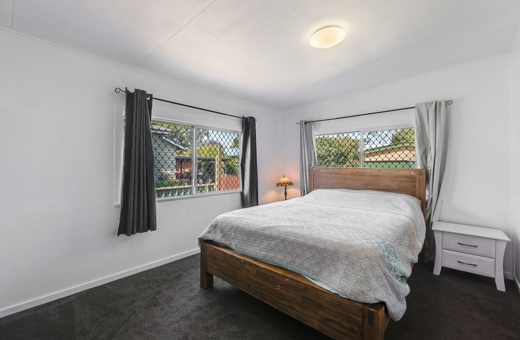145 Holberton Street, Newtown, QLD, 4350 - Image 12