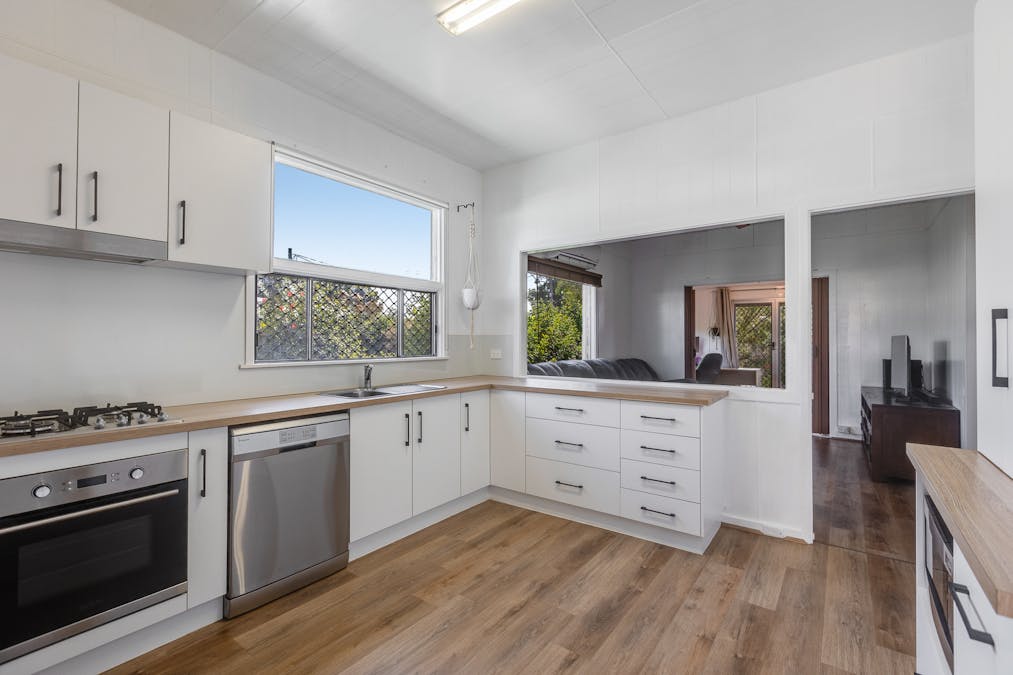 145 Holberton Street, Newtown, QLD, 4350 - Image 6