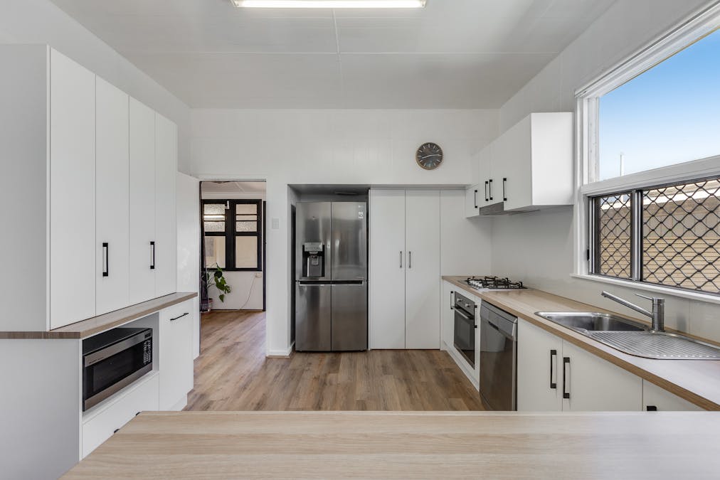 145 Holberton Street, Newtown, QLD, 4350 - Image 7