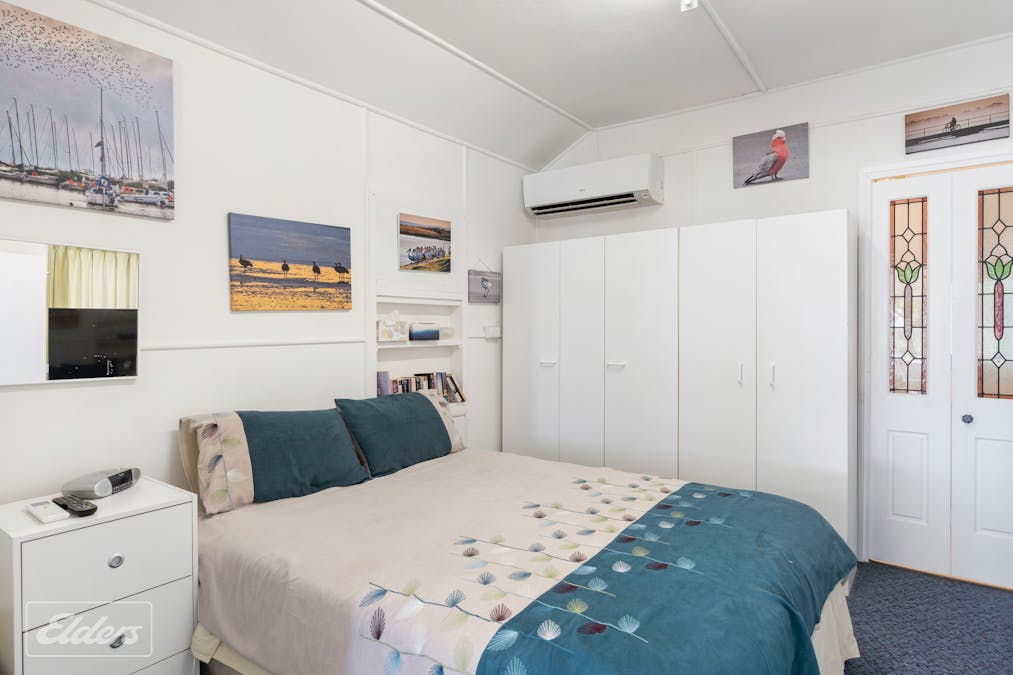 46 Paddlesteamer Drive, Milang, SA, 5256 - Image 12