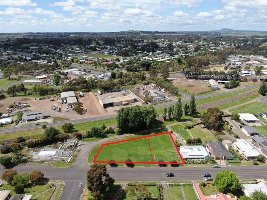 298-300 Gray Street, Hamilton, VIC, 3300 - Image 4