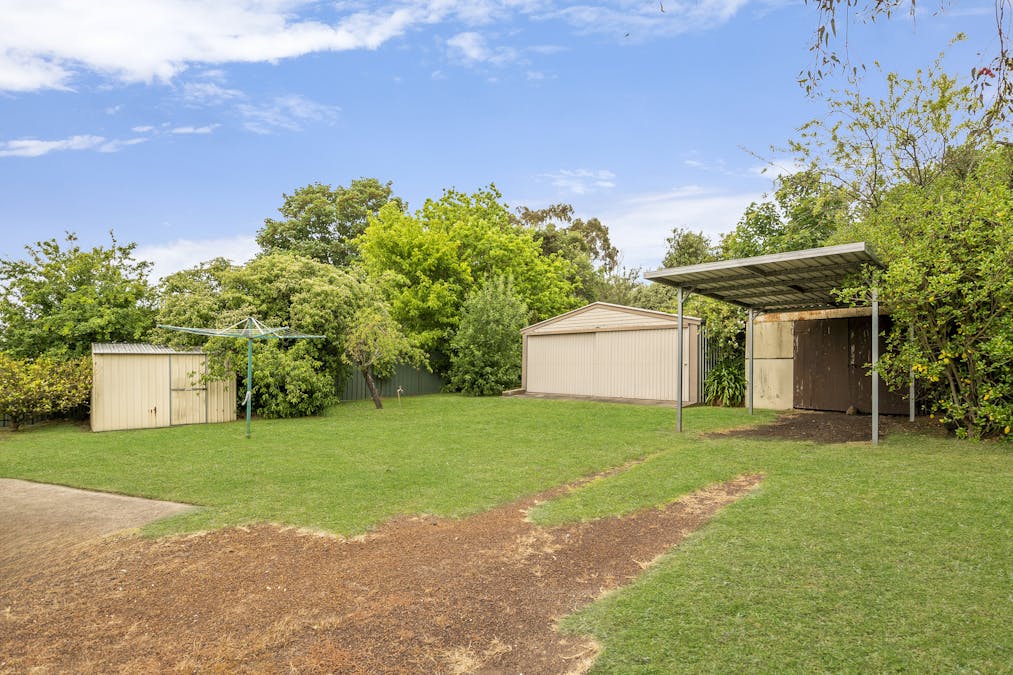 32 Clarke Street, Hamilton, VIC, 3300 - Image 6