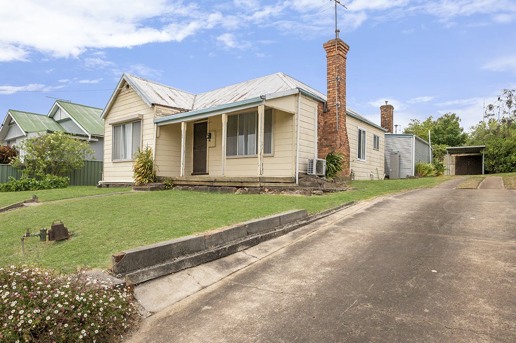 32 Clarke Street, Hamilton, VIC, 3300 - Image 7