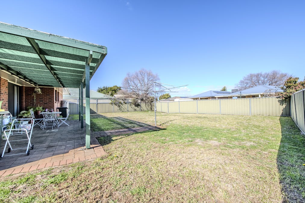 20 Cormorant Crescent, Dubbo, NSW, 2830 - Image 14