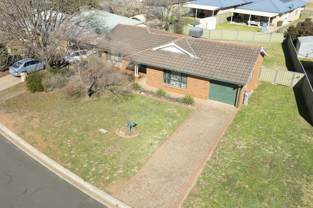 20 Cormorant Crescent, Dubbo, NSW, 2830 - Image 16