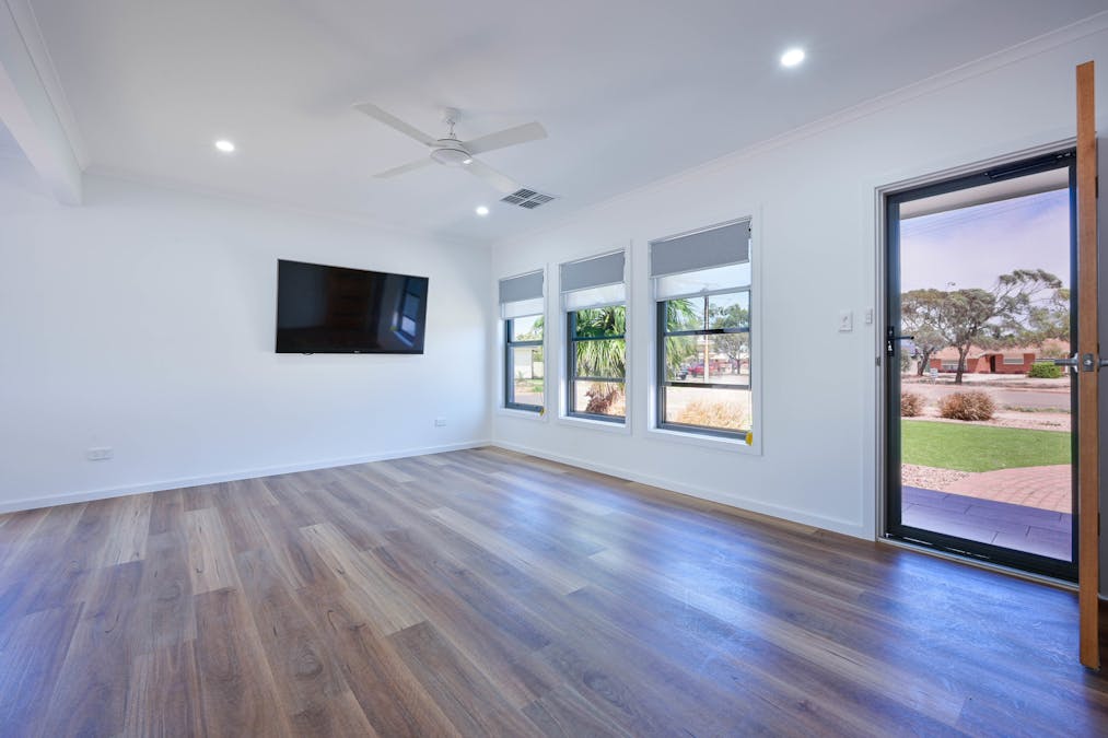 170 McDouall Stuart Avenue, Whyalla Norrie, SA, 5608 - Image 4