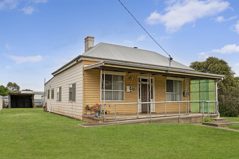 5 Read Street, Coleraine, VIC, 3315 - Image 1