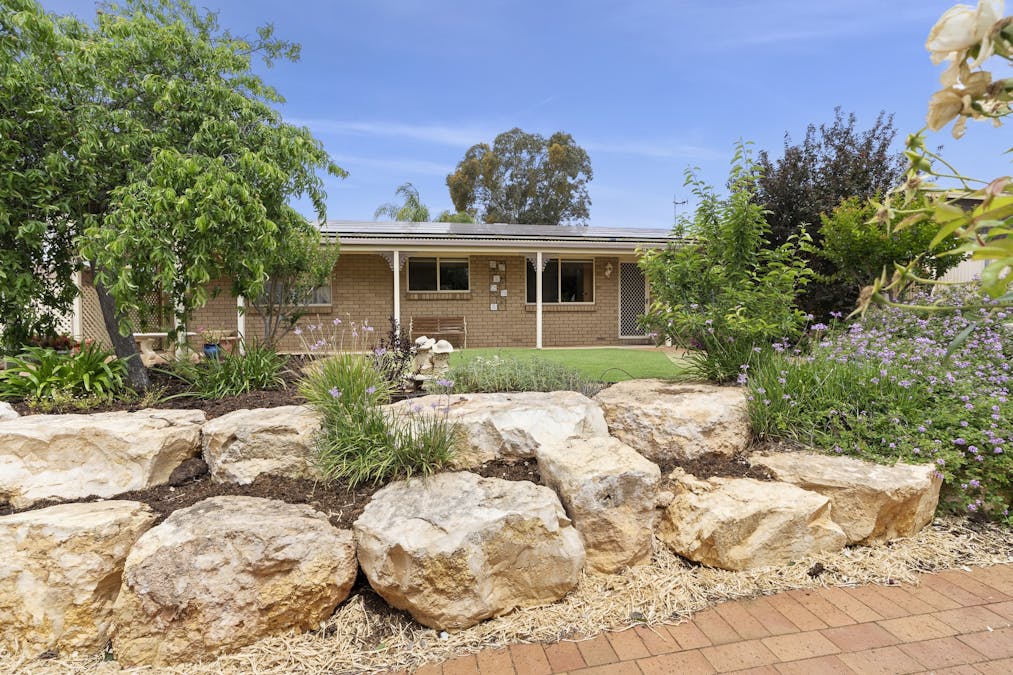 6 Westbrook Avenue, Loxton, SA, 5333 - Image 2