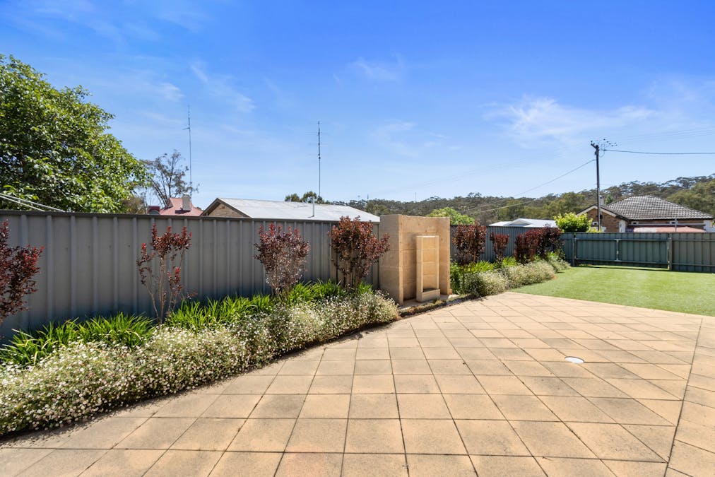 4 Jonathon Street, Clare, SA, 5453 - Image 22