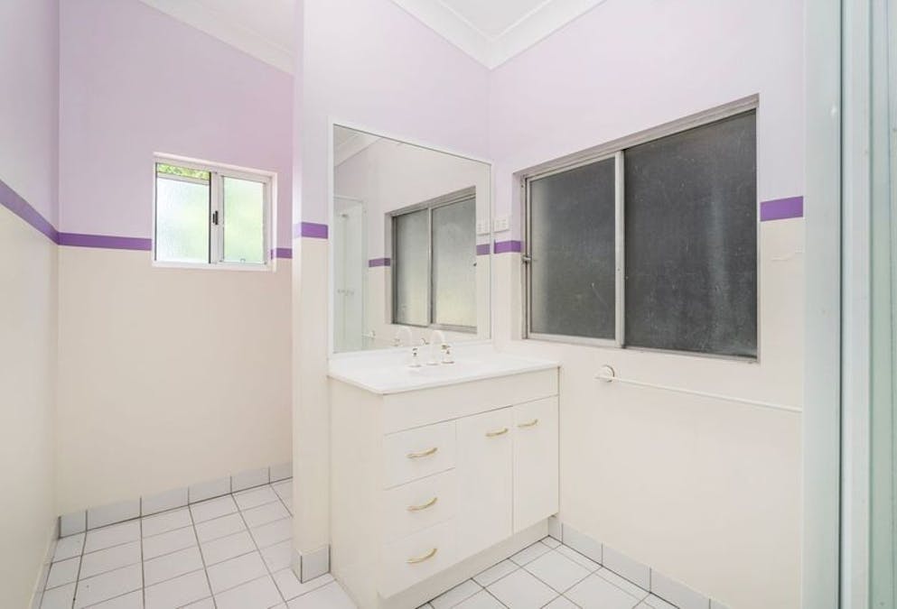 173 Albury Street, Holbrook, NSW, 2644 - Image 9